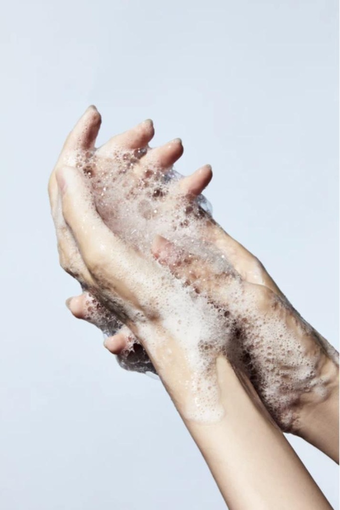 anua ha gel cleanser Image 3.jpeg