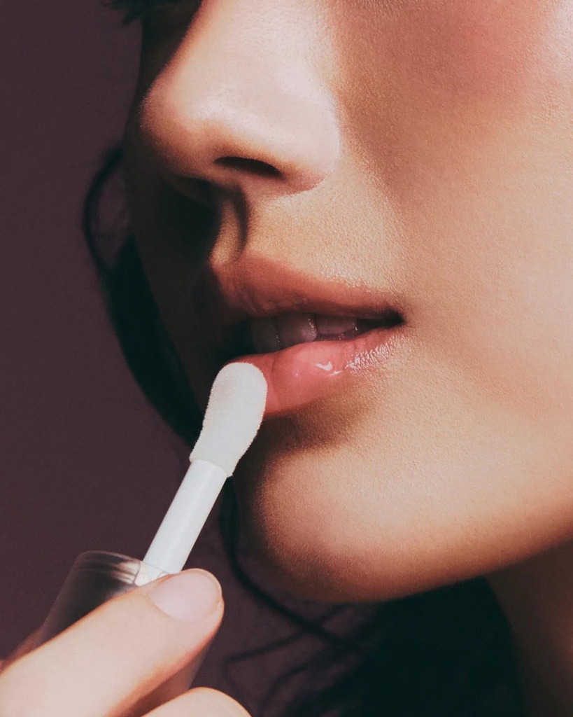 ay lip oil dreamy olive Image 2.jpeg