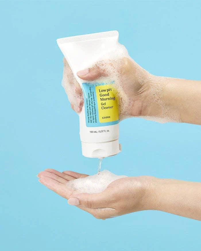 cosrx low ph cleanser mini Image 4.jpeg