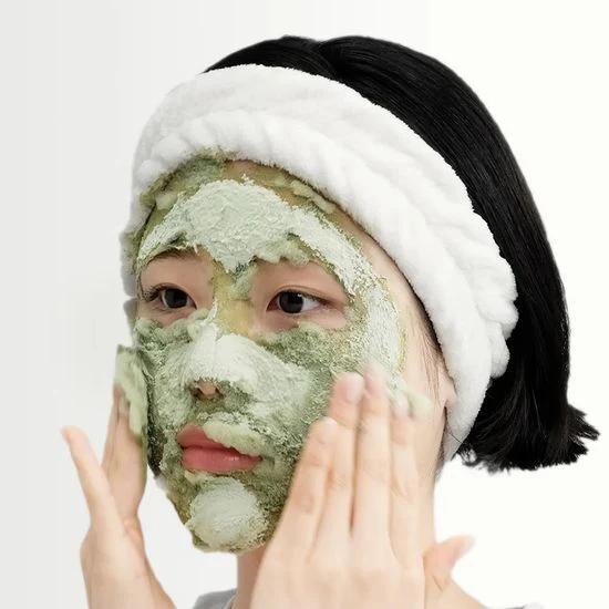 pcalm basil bubble mask Image 4.jpeg