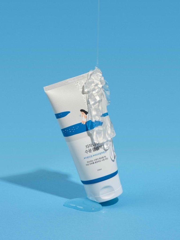 roundlab birch cleanser Image 2.jpeg