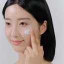 skin1004 hyalu cica spf jumbo Image 4.jpeg