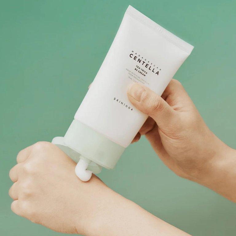 skin1004 tea trica cream Image 2.jpeg
