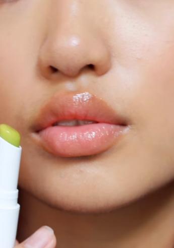 unleashia pepper lip balm 01 Image 3.jpeg